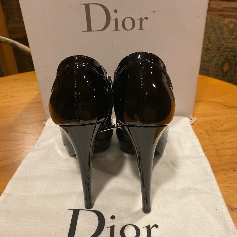 Dior Patent Leather Bootie - Picture 3 of 10
